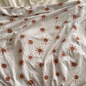 Sunburst Patterned Bedding Set
